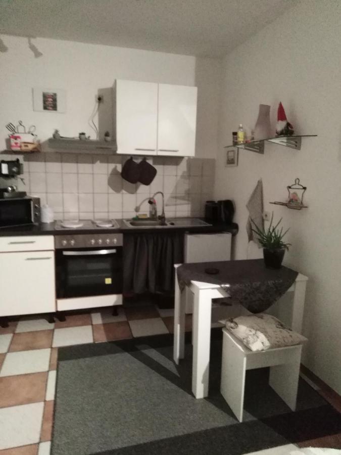 Studiowohnung, Neu Renoviert, Zentrale Lage Saarlouis Exterior foto